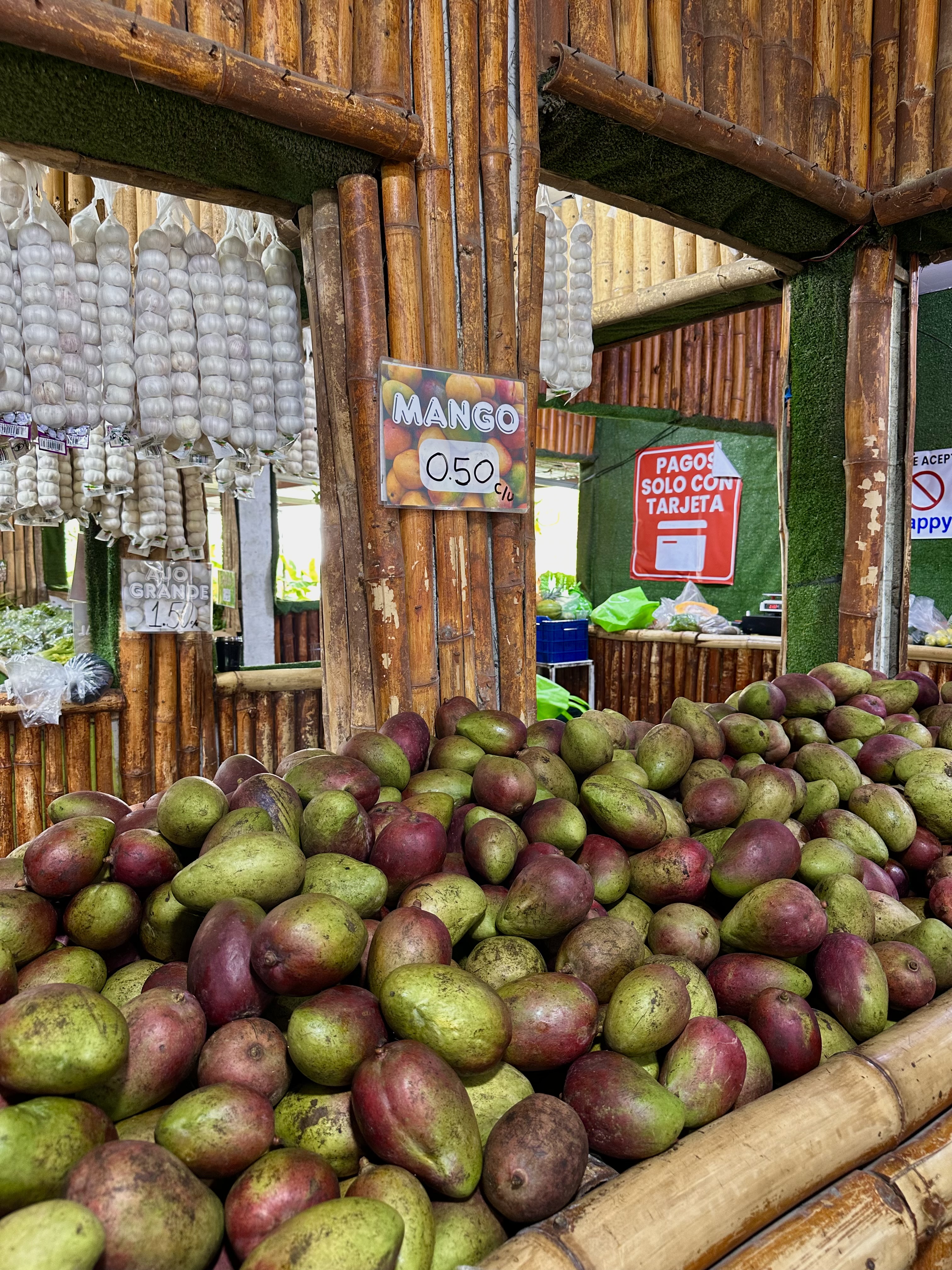 Fresh local produce at a Panamanian market, where shopping local is the biggest grocery savings lever